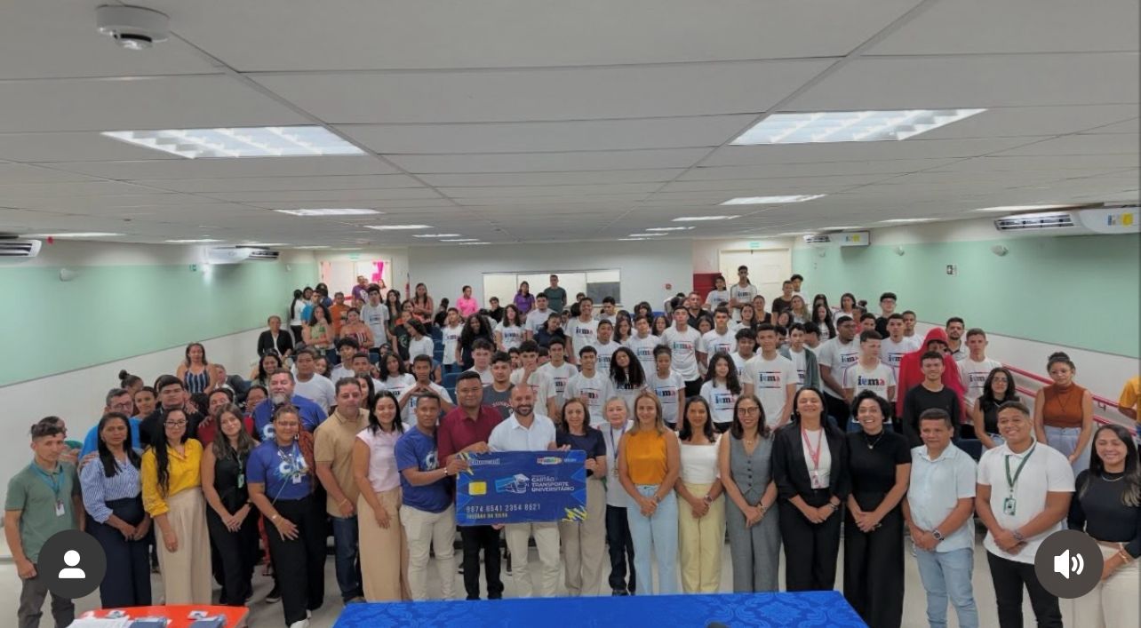 Estudantes colinenses recebem Cartão Transporte Universitário